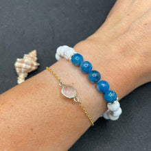 Charger l&#39;image dans la galerie, bracelet femme pierre bienfaisante bleue et blanche argent