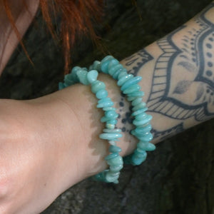 bracelet femme en pierre naturelle amazonite bleu turquoise forme chips